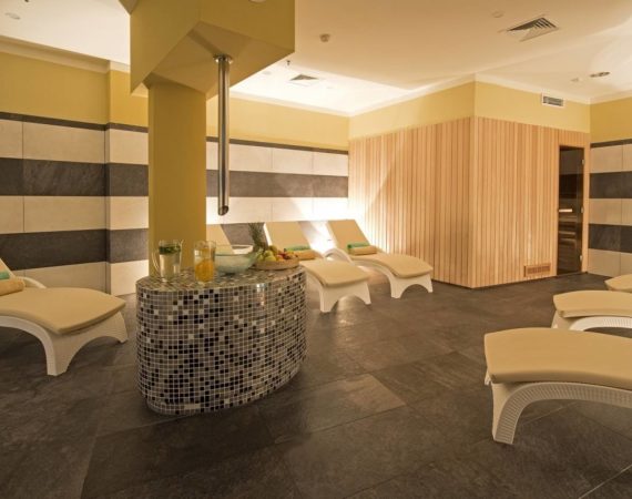 DIEHOLIDAYBUCHT_PICTURES222