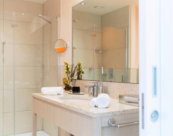 DIEHOLIDAYBUCHT_PICTURES235