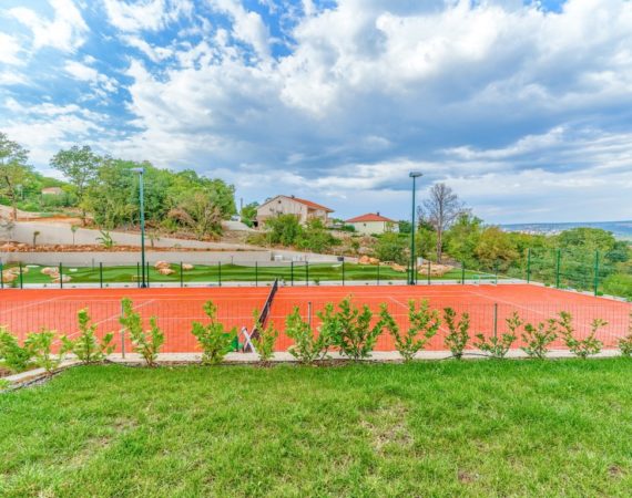 Villa Blue - Tennis Court