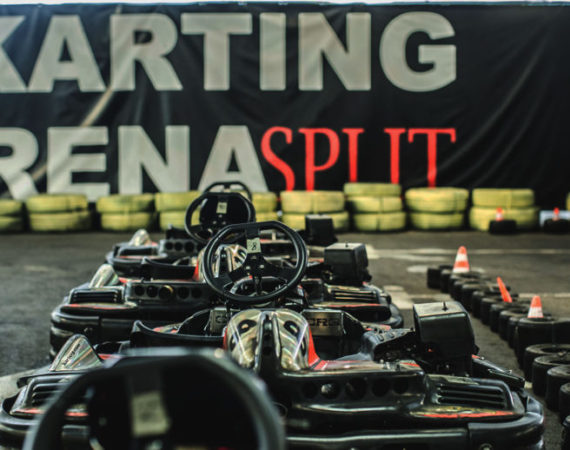 KARTING-ARENA-SPLIT_Gallery02